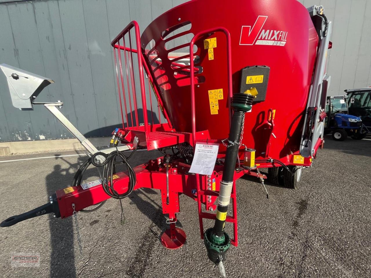 Futtermischwagen del tipo BVL V-Mix Fill Plus 10N - 1S LS Pro, Neumaschine In Tuntenhausen (Immagine 4)