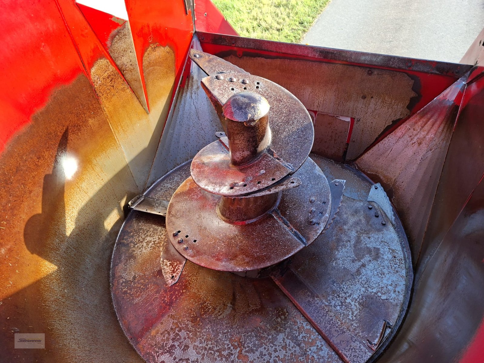 Futtermischwagen типа BVL V Mix Fill Plus 13 - 1S LS, Gebrauchtmaschine в Wörnitz (Фотография 9)