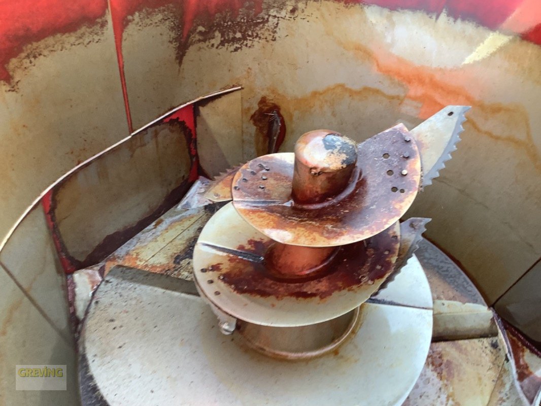 Futtermischwagen del tipo BVL V-MIX PLUS 13-1S, Gebrauchtmaschine In Euskirchen (Immagine 3)