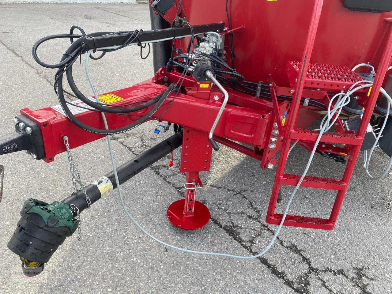 Futtermischwagen des Typs BVL V-Mix Plus 15N-2S, Neumaschine in Tuntenhausen (Bild 8)