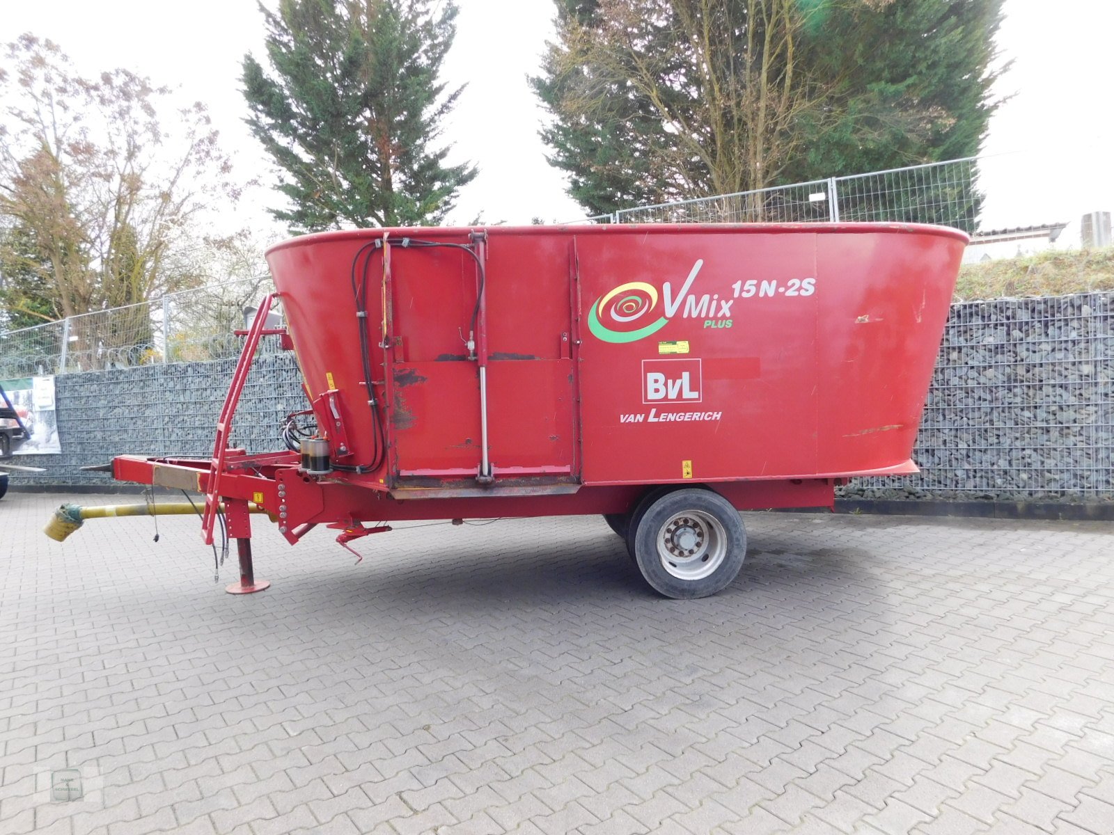Futtermischwagen a típus BVL V MIX PLUS 15N-2S, Gebrauchtmaschine ekkor: Gross-Bieberau (Kép 1)