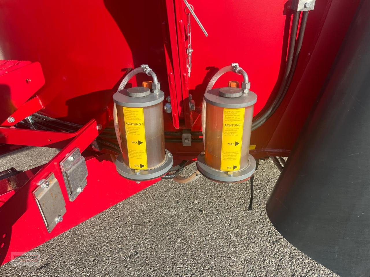 Futtermischwagen des Typs BVL V-Mix Plus 18 - 2S, Neumaschine in Tuntenhausen (Bild 5)