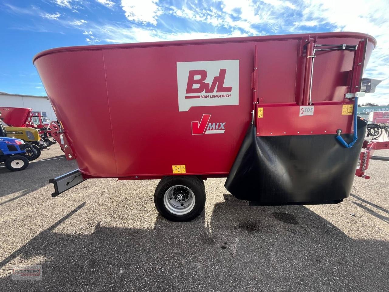 Futtermischwagen des Typs BVL V-Mix Plus 18 - 2S, Neumaschine in Tuntenhausen (Bild 8)