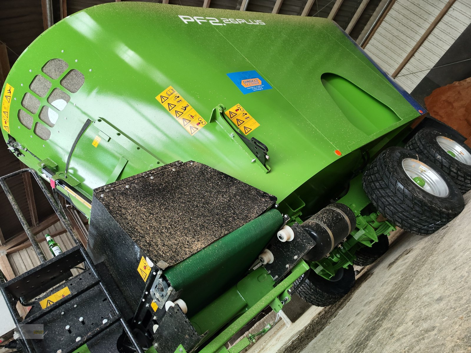 Futtermischwagen of the type Faresin 2.26Plus FCC, Neumaschine in Jucken (Picture 2)