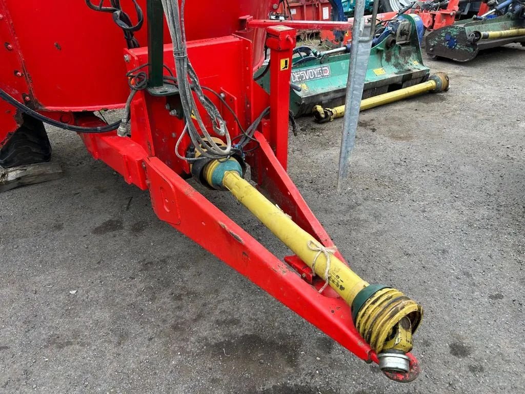 Futtermischwagen typu Jeantil MVV 10, Gebrauchtmaschine v MALESTROIT (Obrázek 2)