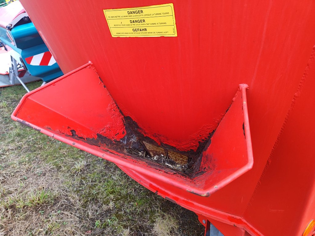 Futtermischwagen des Typs Jeantil MVV12, Gebrauchtmaschine in Lérouville (Bild 8)