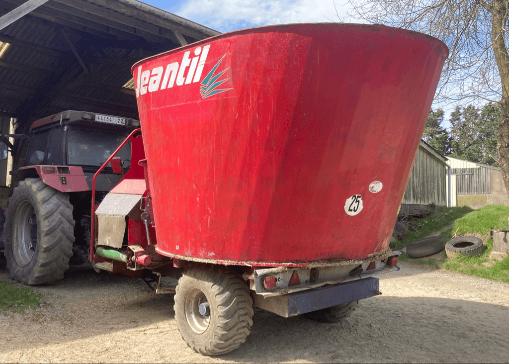 Futtermischwagen za tip Jeantil VM 12, Gebrauchtmaschine u TREMEUR (Slika 4)