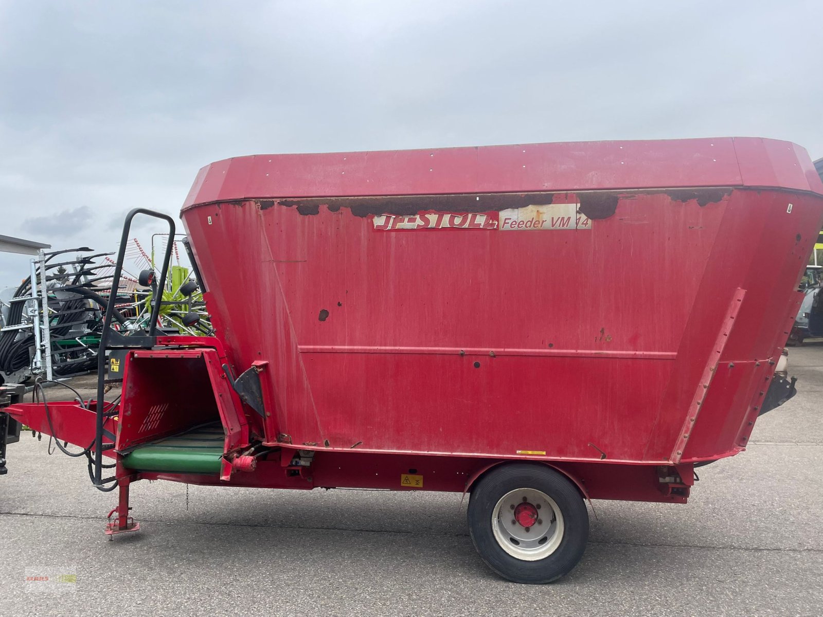 Futtermischwagen des Typs JF Stoll Feeder VM 14, Gebrauchtmaschine in Erkheim (Bild 1)