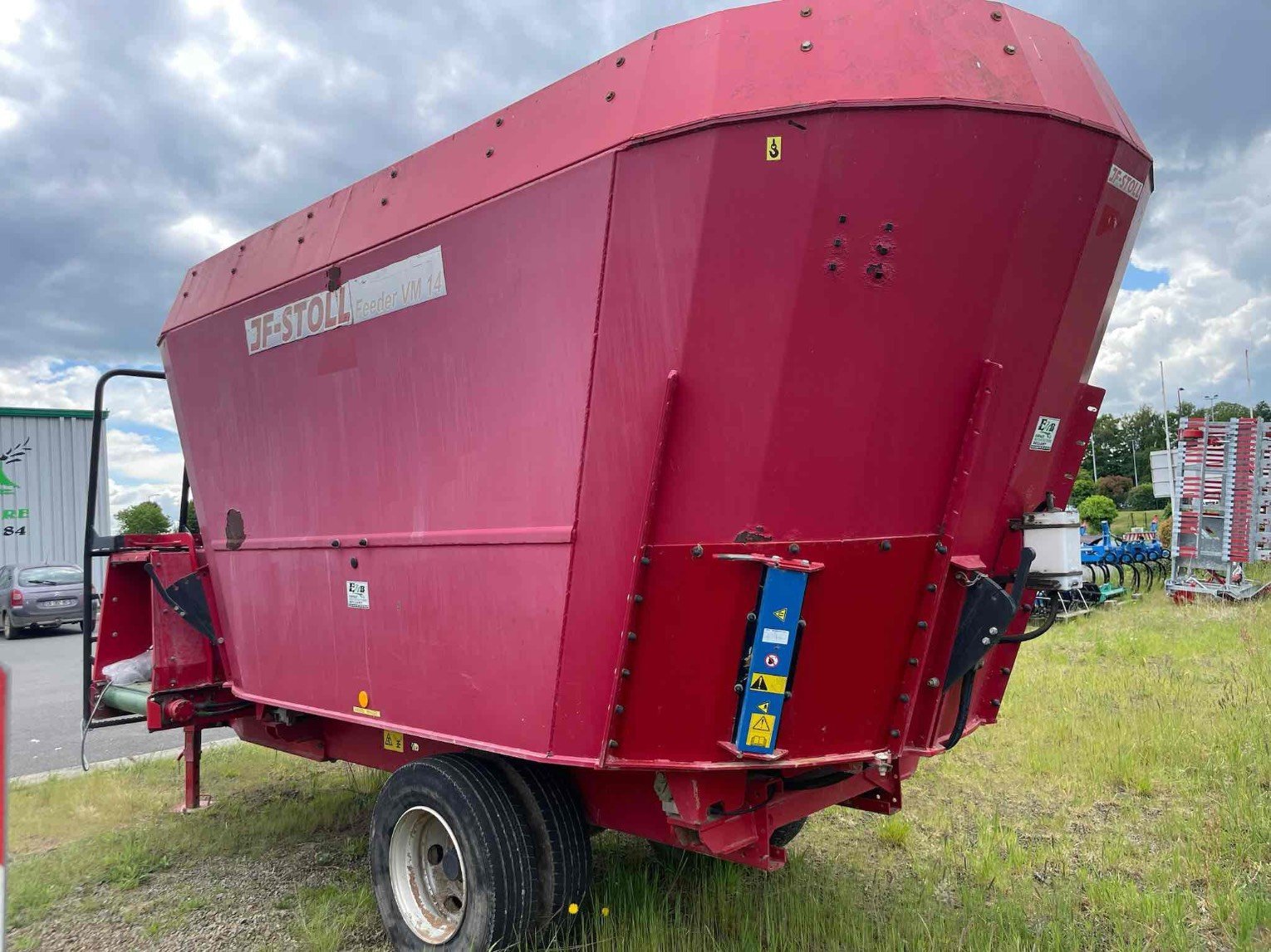 Futtermischwagen типа JF Stoll Mélangeuse FEEDER Jf Stoll Lemken Feraboli, Gebrauchtmaschine в SAINT CLAIR SUR ELLE (Фотография 3)