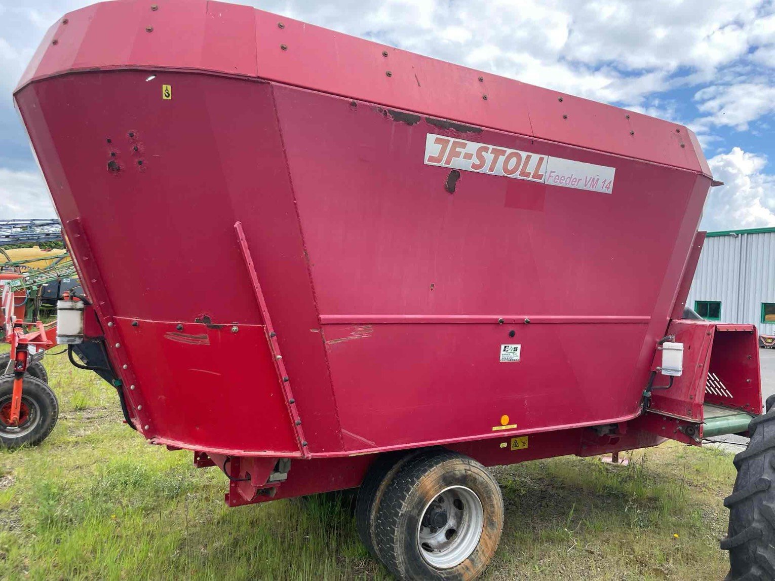 Futtermischwagen типа JF Stoll Mélangeuse FEEDER Jf Stoll Lemken Feraboli, Gebrauchtmaschine в SAINT CLAIR SUR ELLE (Фотография 4)