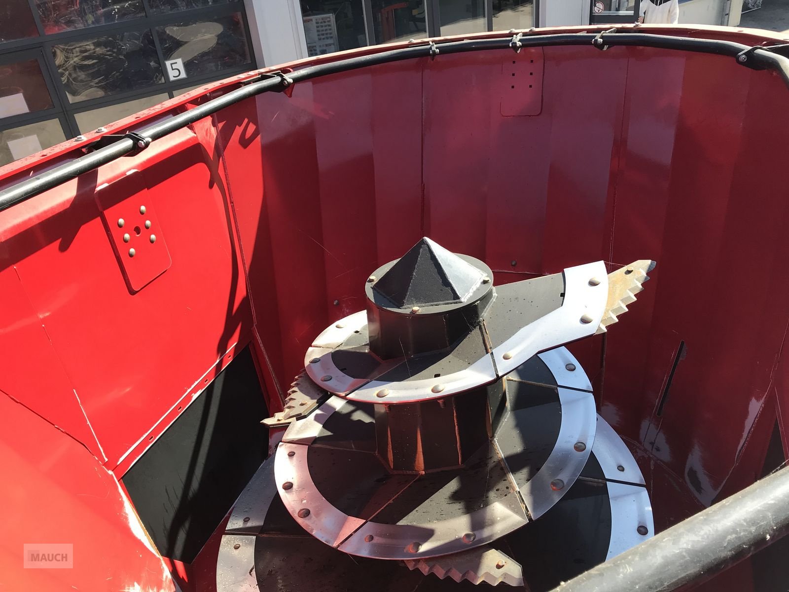 Futtermischwagen del tipo Kongskilde VM 10.1B, Vorführmaschine In Burgkirchen (Immagine 12)