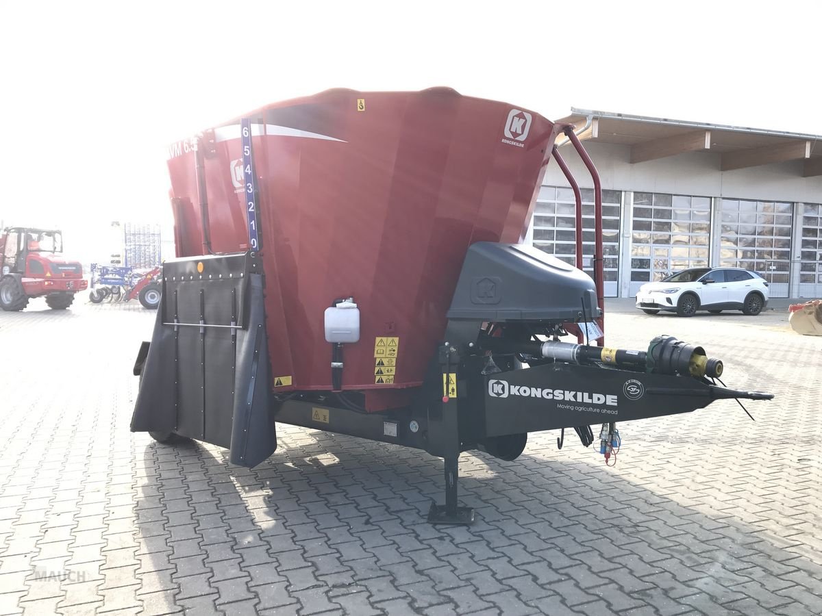 Futtermischwagen des Typs Kongskilde VM 6,5 SL, Neumaschine in Burgkirchen (Bild 3)