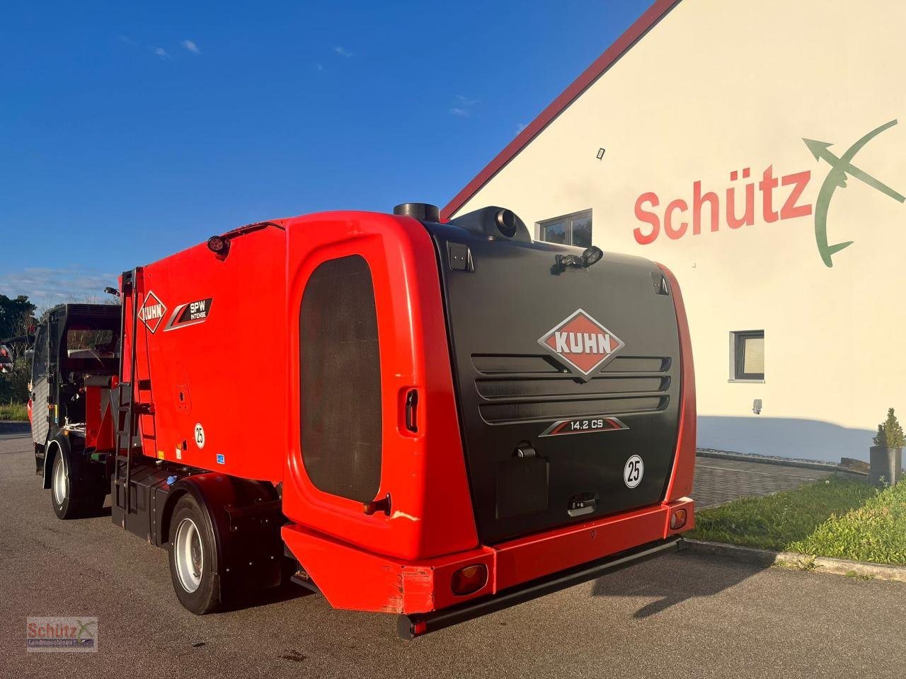 Futtermischwagen del tipo Kuhn 14.2 CS / Futtermischwagen / 2 Schnecken, Gebrauchtmaschine In Schierling (Immagine 3)