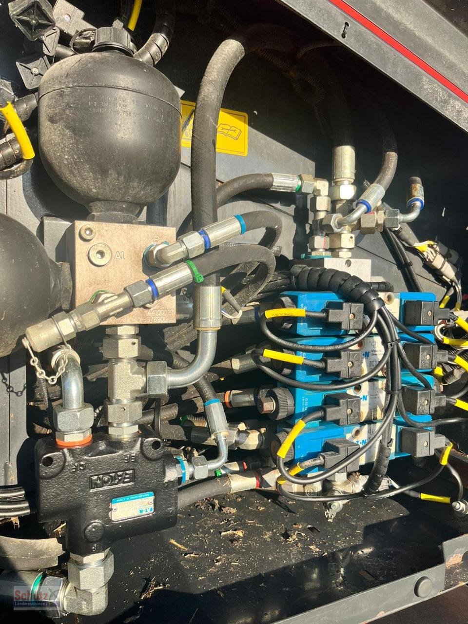 Futtermischwagen del tipo Kuhn 14.2 CS / Futtermischwagen / 2 Schnecken, Gebrauchtmaschine In Schierling (Immagine 13)