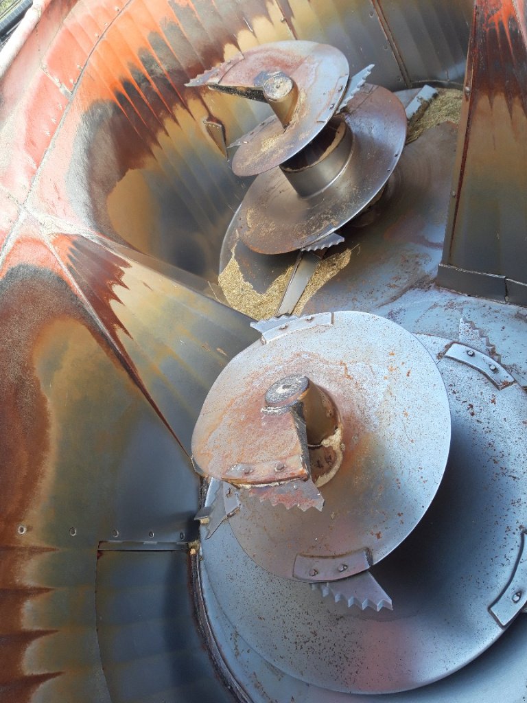 Futtermischwagen del tipo Kuhn EUROMIX 1 - 1670, Gebrauchtmaschine In BRAS SUR MEUSE (Immagine 8)