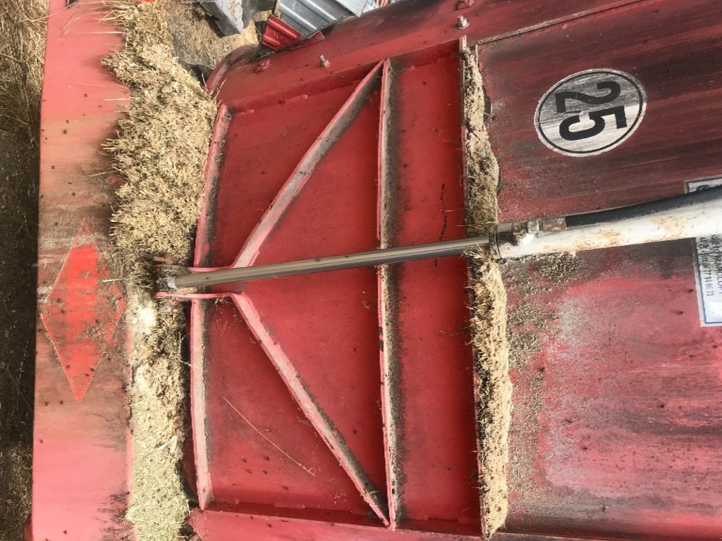 Futtermischwagen des Typs Kuhn Euromix 1, Gebrauchtmaschine in ST MARTIN EN HAUT (Bild 3)