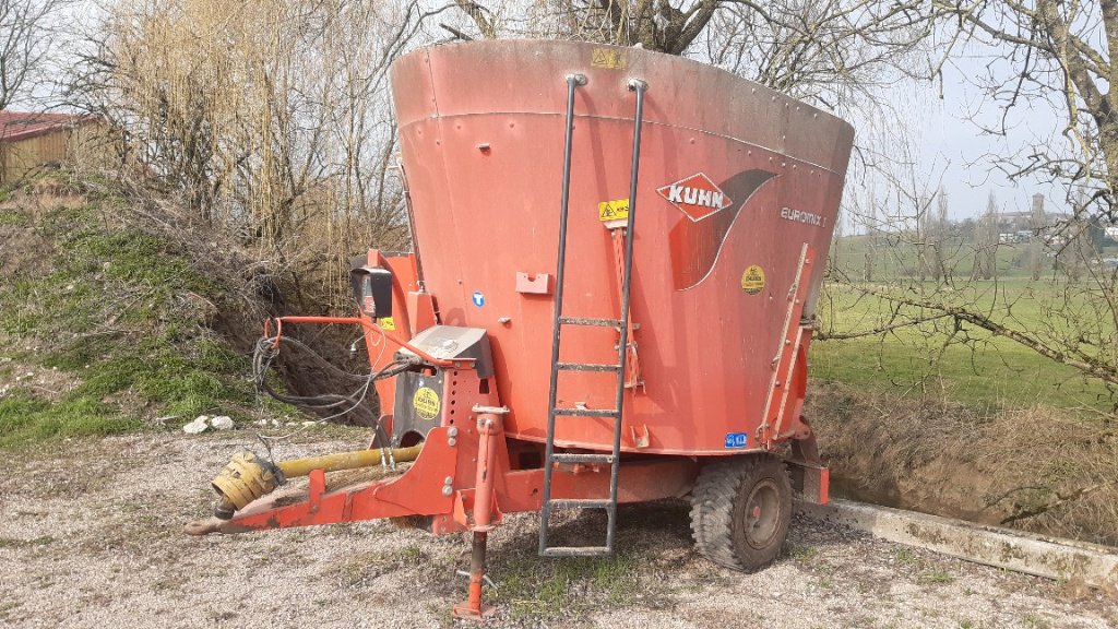 Futtermischwagen of the type Kuhn EUROMIX 1070, Gebrauchtmaschine in MANDRES-SUR-VAIR (Picture 1)