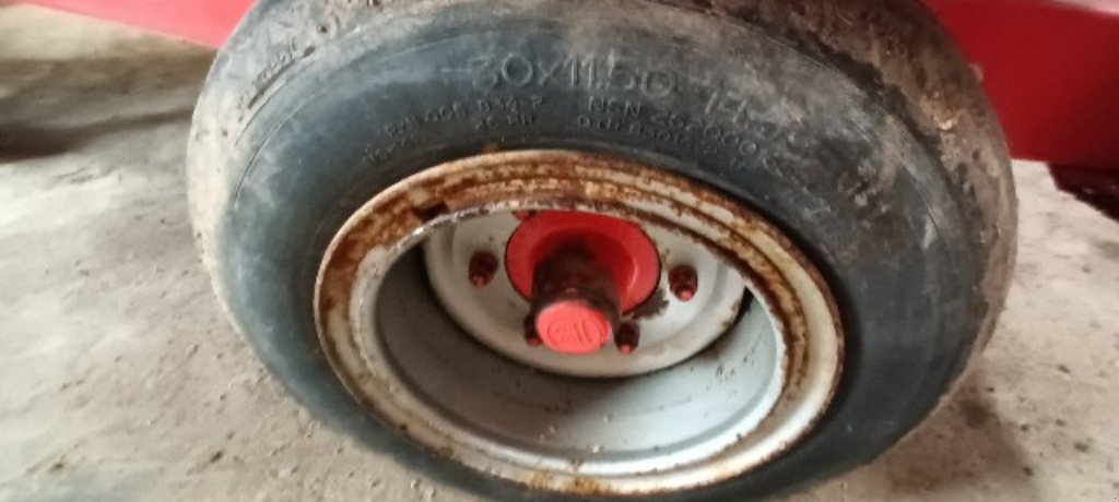 Futtermischwagen typu Kuhn EUROMIX 1270, Gebrauchtmaschine v MANDRES-SUR-VAIR (Obrázek 8)