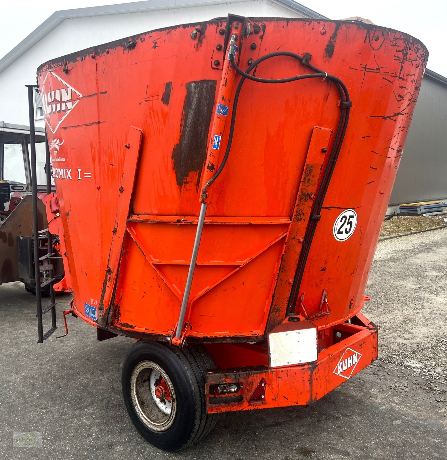 Futtermischwagen typu Kuhn Euromix I 870 mit beidseitigem Austrag - aus erster Hand, Gebrauchtmaschine v Burgrieden (Obrázek 7)