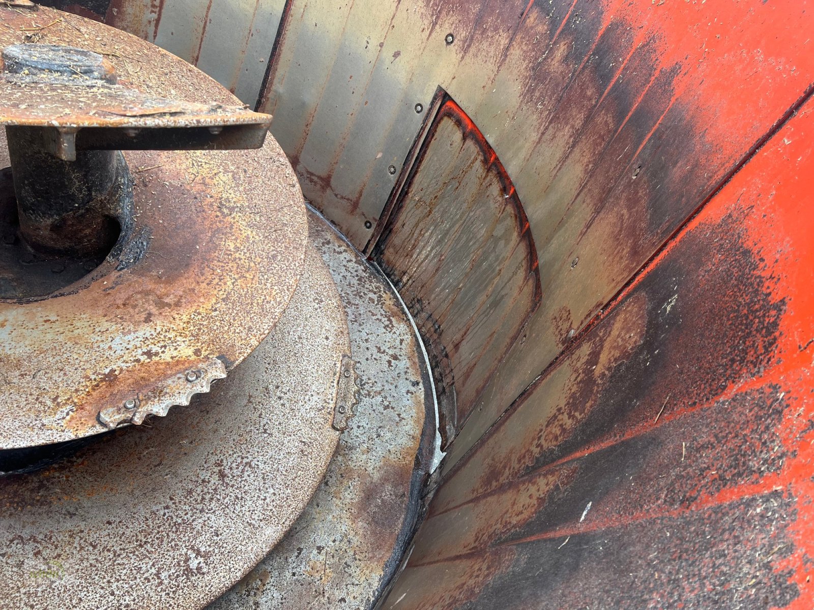 Futtermischwagen typu Kuhn Euromix I 870 mit beidseitigem Austrag - aus erster Hand, Gebrauchtmaschine v Burgrieden (Obrázek 25)