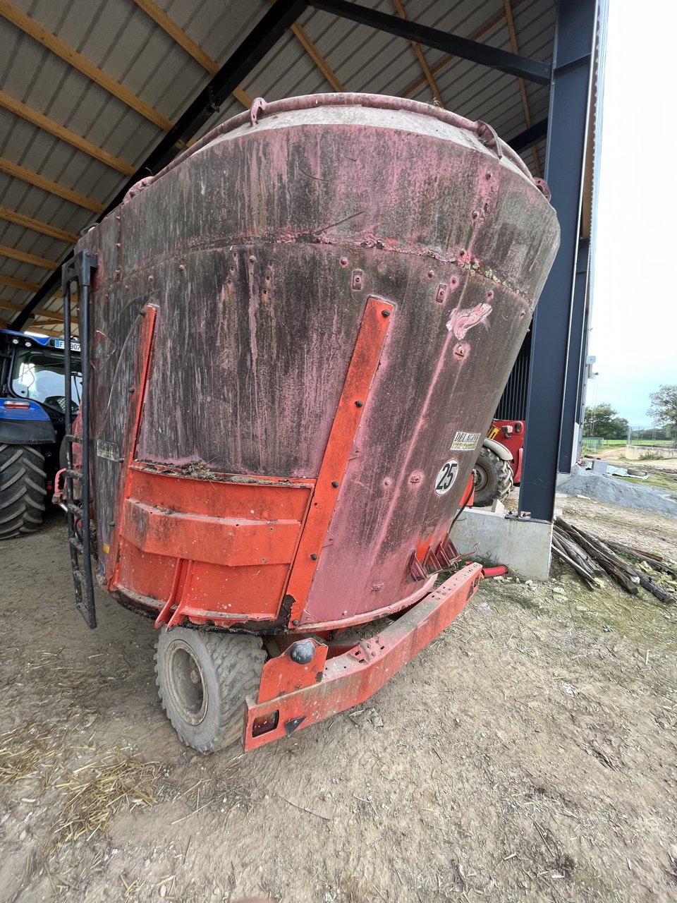 Futtermischwagen typu Kuhn Euromix Plus 173, Gebrauchtmaschine v MALESTROIT (Obrázek 4)