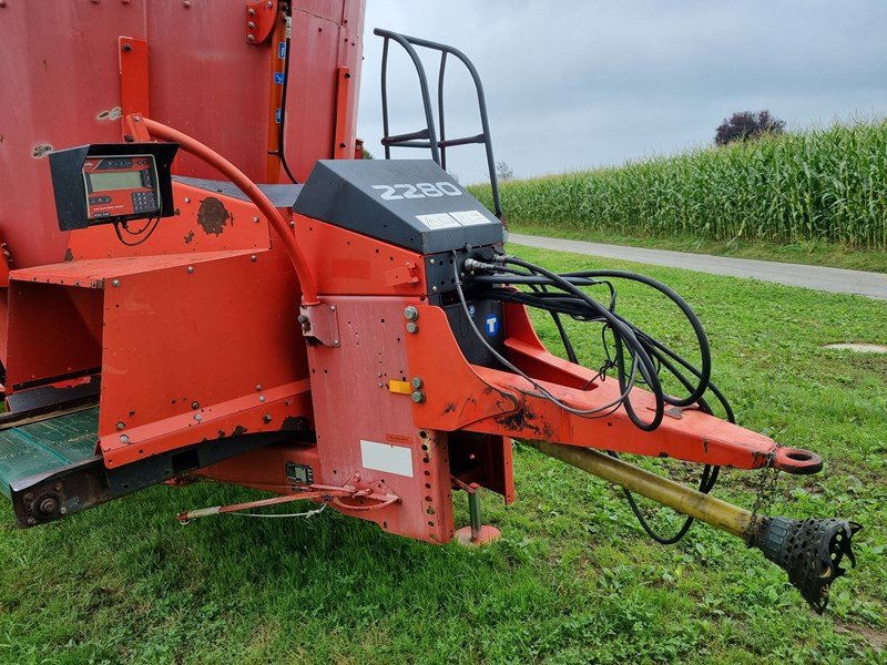 Futtermischwagen tip Kuhn EUV 280 Version X Futtermischwagen, Gebrauchtmaschine in Chur (Poză 5)