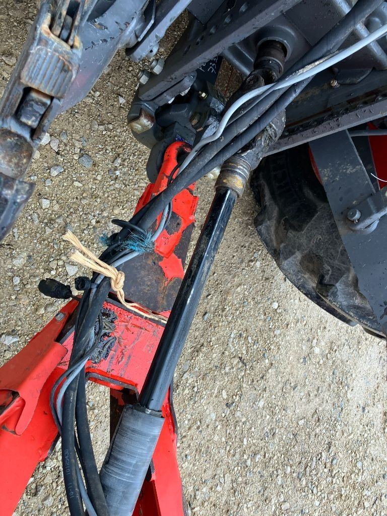 Futtermischwagen от тип Kuhn EUV 285, Gebrauchtmaschine в VIRECOURT (Снимка 9)