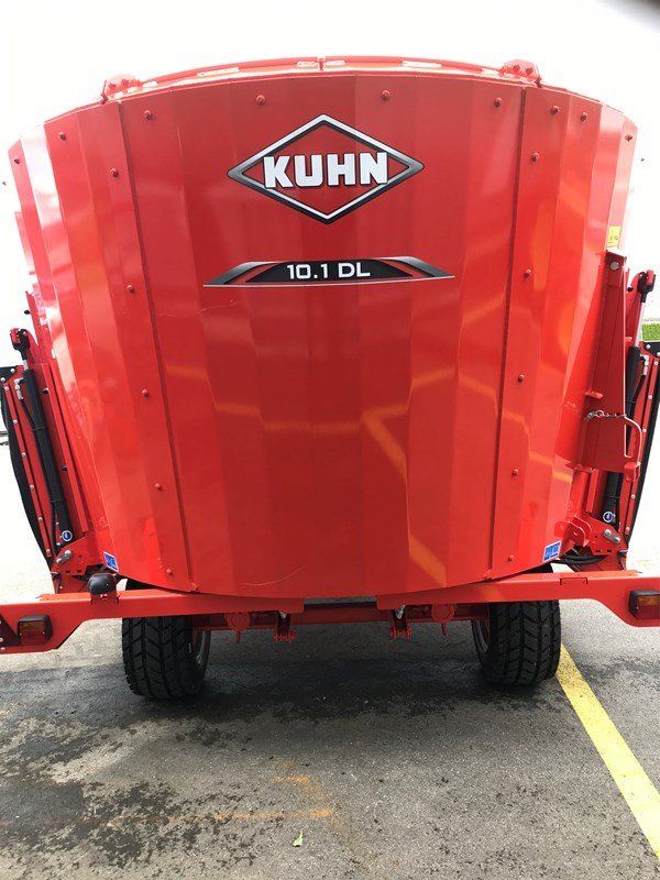 Futtermischwagen des Typs Kuhn Profile 10.1 DL, Neumaschine in Henau (Bild 3)