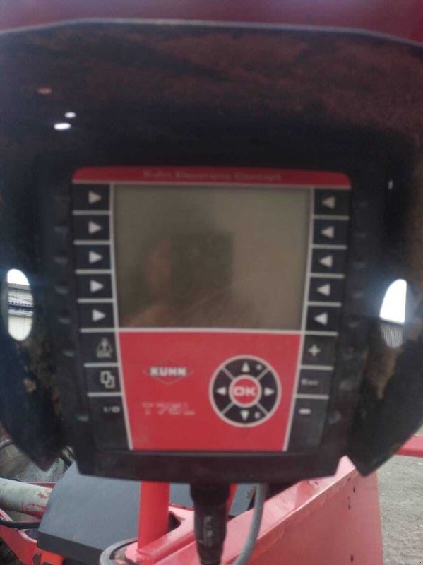 Futtermischwagen za tip Kuhn profile 1480, Gebrauchtmaschine u Guichen (Slika 2)