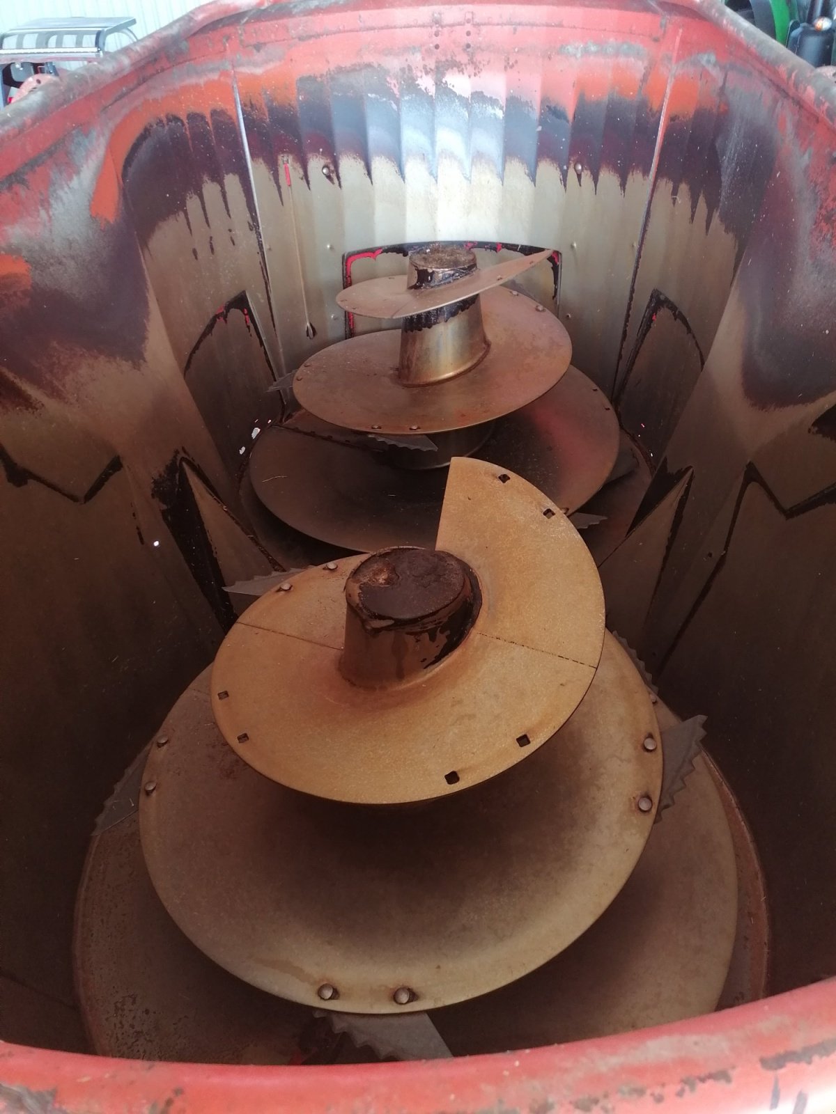 Futtermischwagen от тип Kuhn Profile 1580 Compact, Gebrauchtmaschine в Aislingen (Снимка 7)