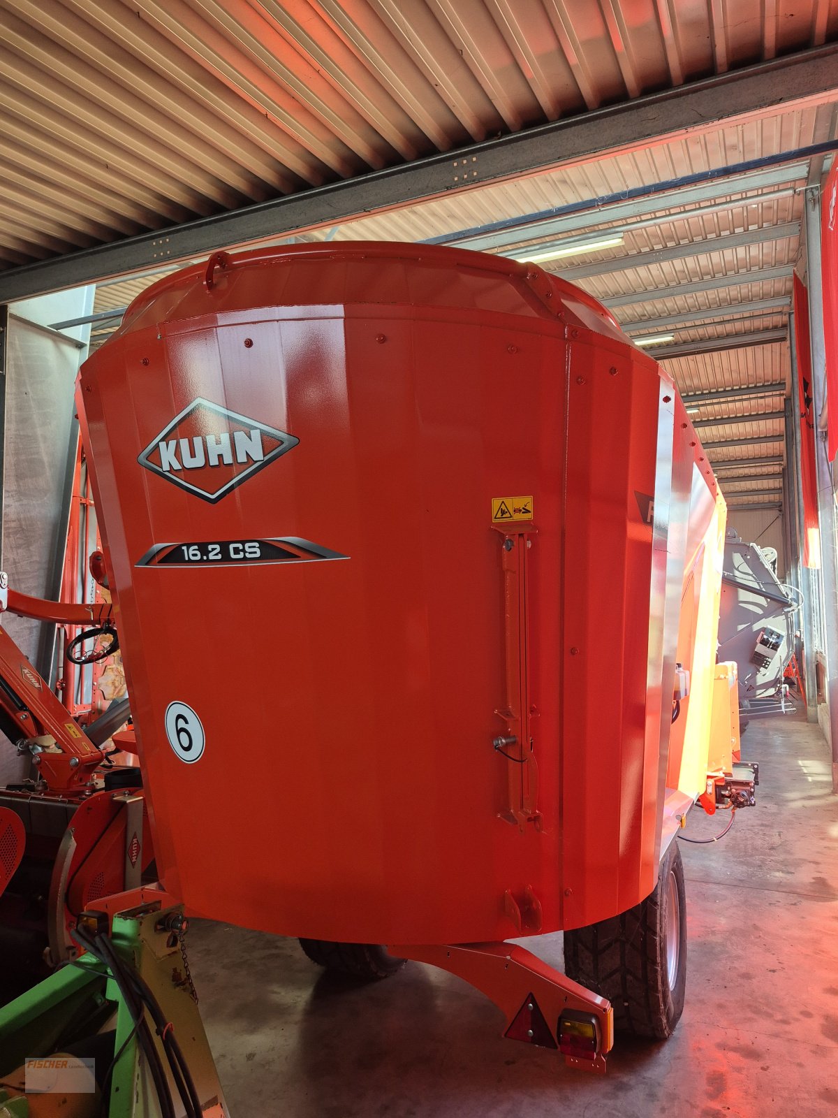 Futtermischwagen van het type Kuhn PROFILE 16.2 CS, Neumaschine in Pfoerring (Foto 2)