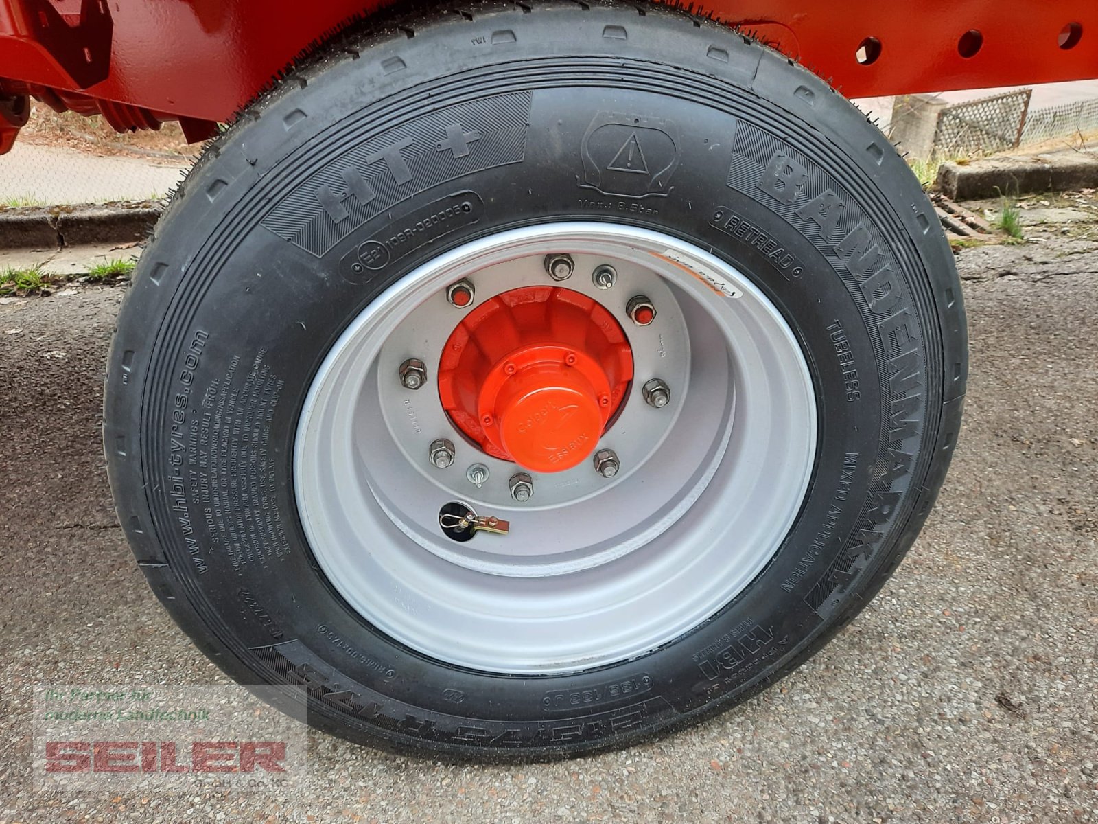 Futtermischwagen des Typs Kuhn PROFILE 16.2 CS, Neumaschine in Ansbach (Bild 11)