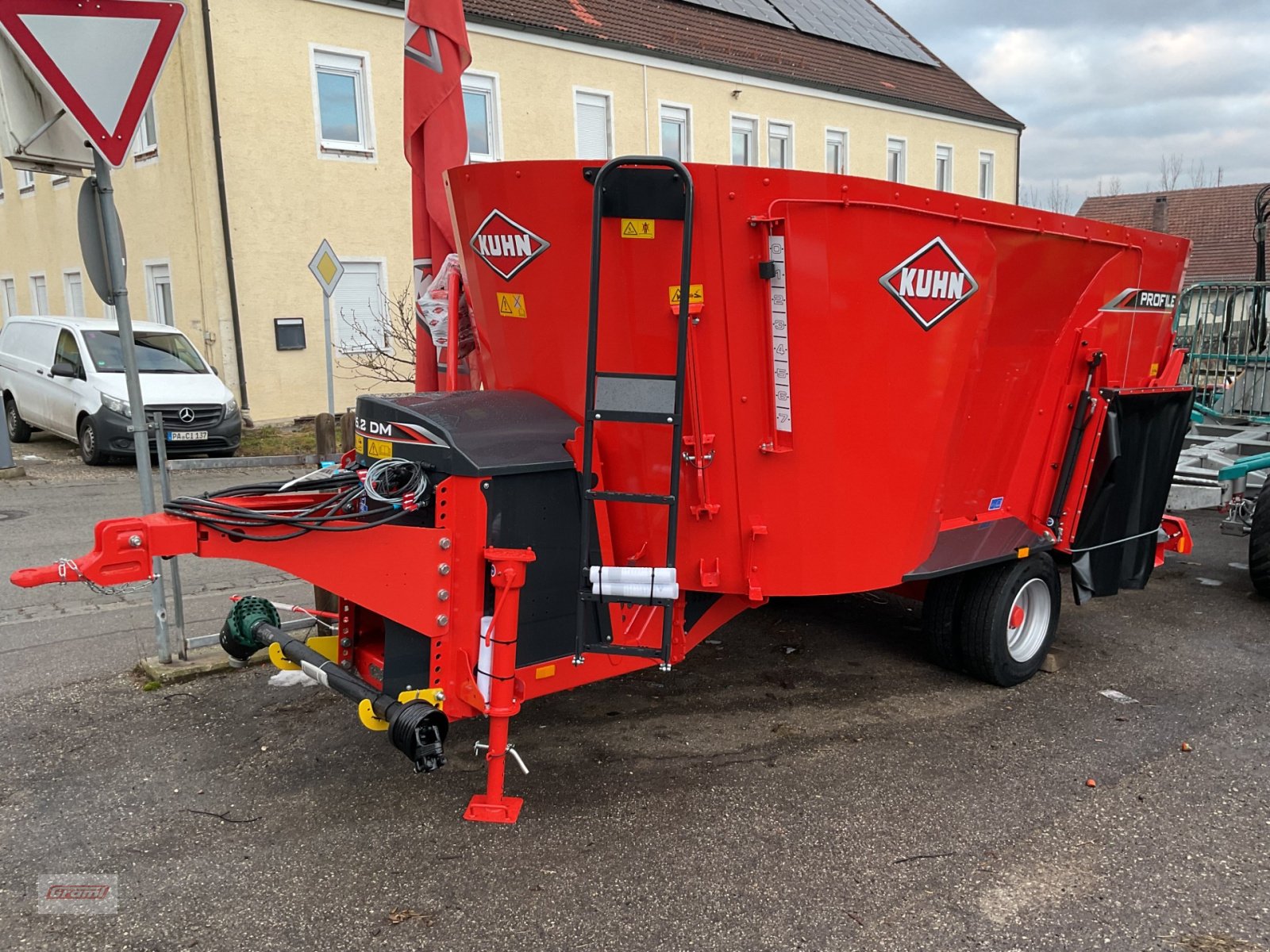 Futtermischwagen typu Kuhn Profile 16.2 DM, Neumaschine v Kößlarn (Obrázek 1)