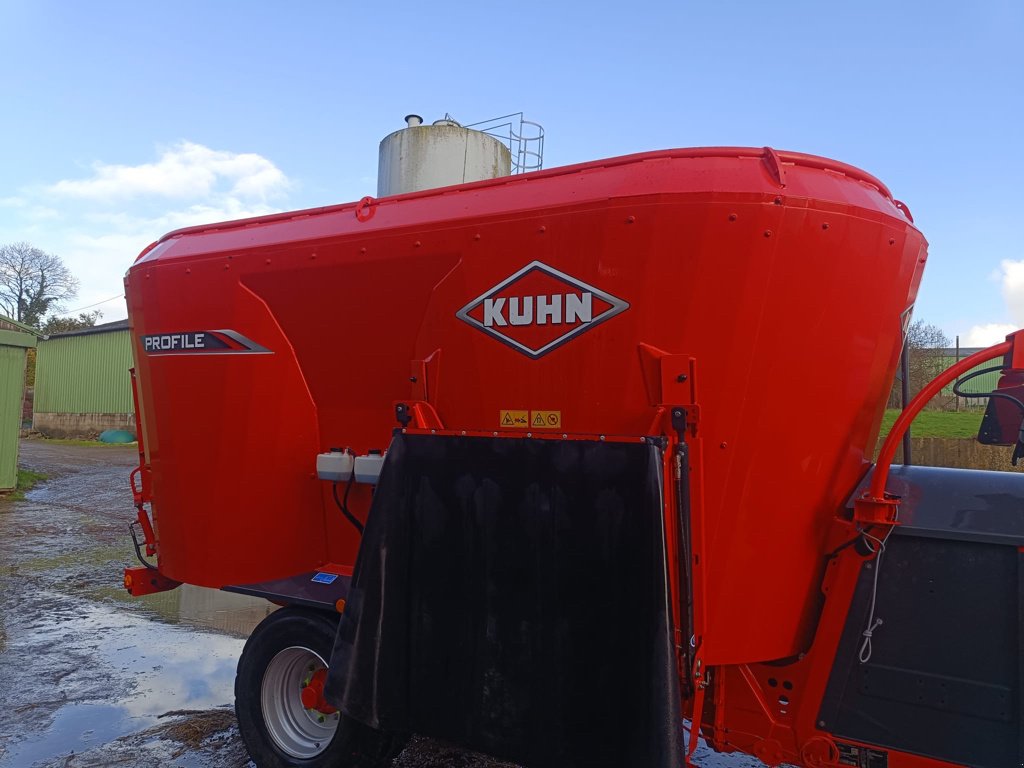 Futtermischwagen des Typs Kuhn Profile 16.2 DS, Gebrauchtmaschine in MAYENNE (Bild 3)