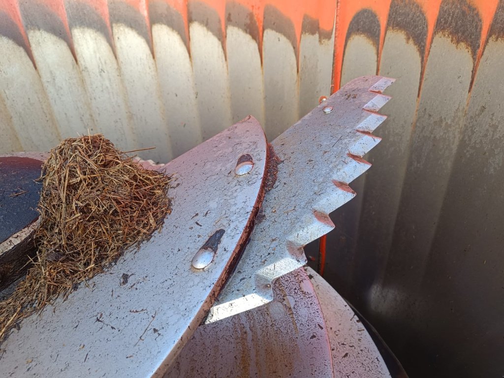 Futtermischwagen des Typs Kuhn Profile 16.2 DS, Gebrauchtmaschine in MAYENNE (Bild 9)