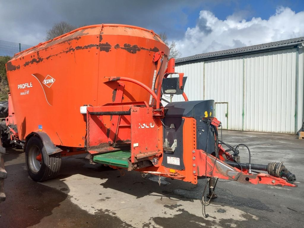 Futtermischwagen del tipo Kuhn Profile 1880, Gebrauchtmaschine en BRECE (Imagen 1)