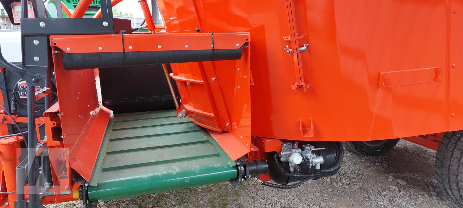 Futtermischwagen des Typs Kuhn Profile 22.2 CL, Neumaschine in Schwabmünchen (Bild 3)