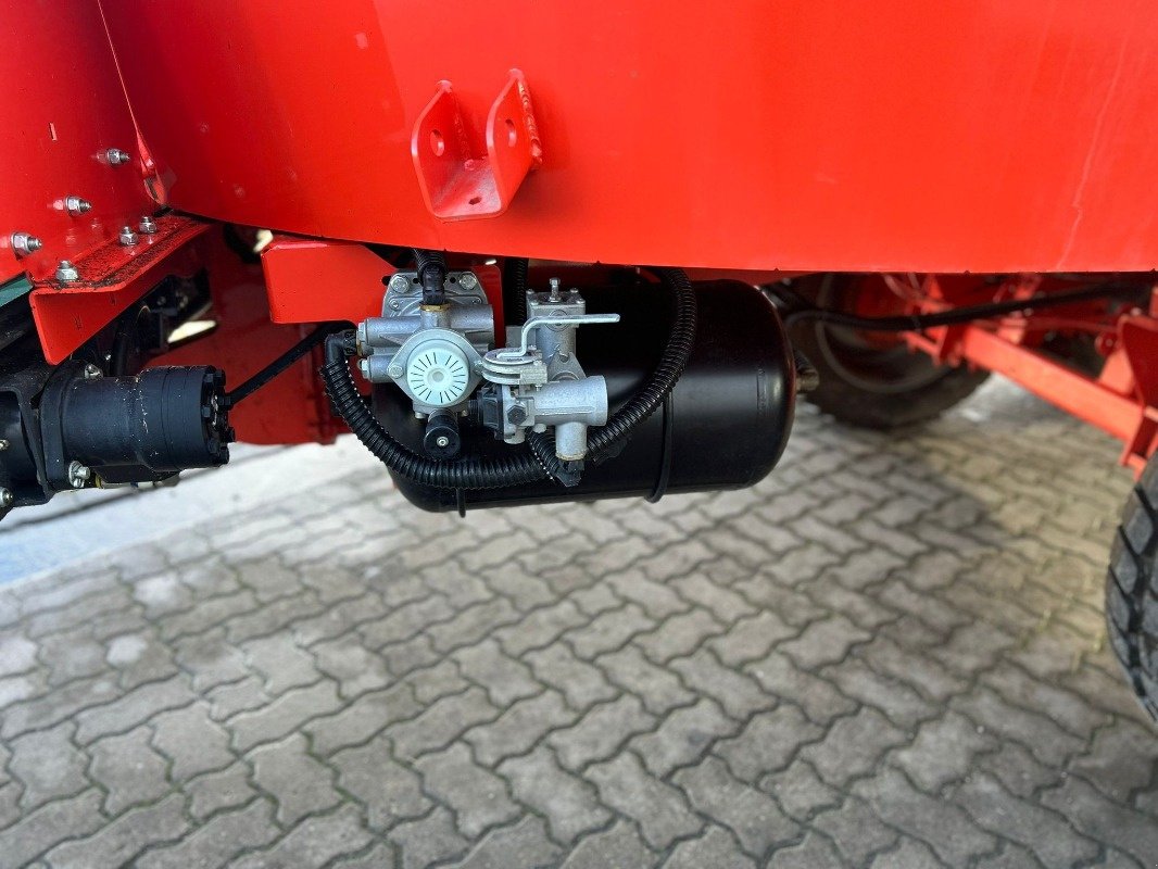 Futtermischwagen Türe ait Kuhn Profile 30.2 CL, Gebrauchtmaschine içinde Sittensen (resim 10)