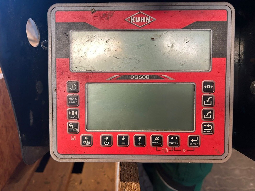 Futtermischwagen Türe ait Kuhn Profile 30.2 CL, Gebrauchtmaschine içinde Sittensen (resim 13)