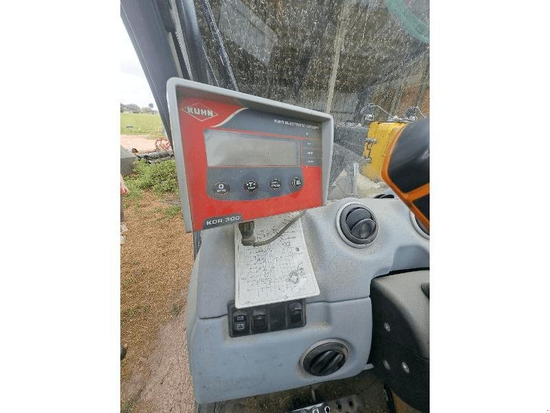 Futtermischwagen του τύπου Kuhn PROFILE1680, Gebrauchtmaschine σε PLUMELEC (Φωτογραφία 4)