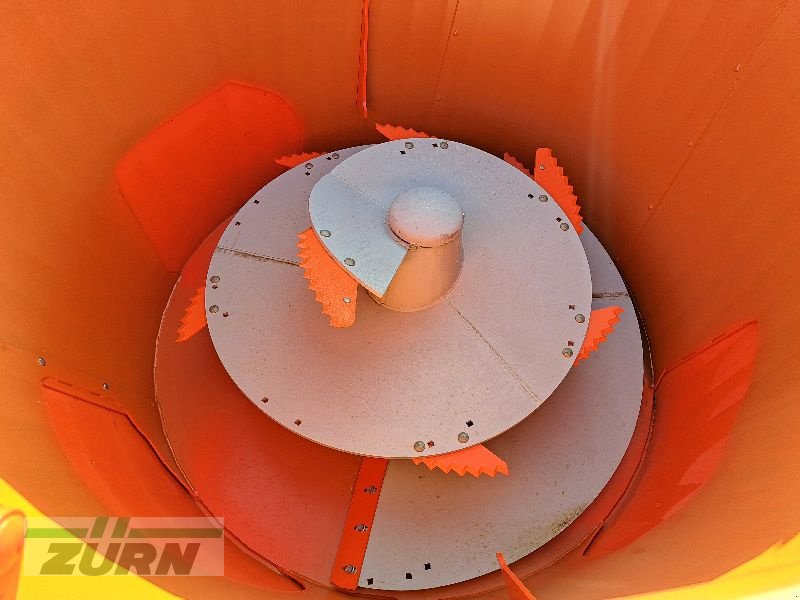 Futtermischwagen des Typs Kuhn ProfilePlus14.1DLGebläse, Neumaschine in Buchen (Bild 10)