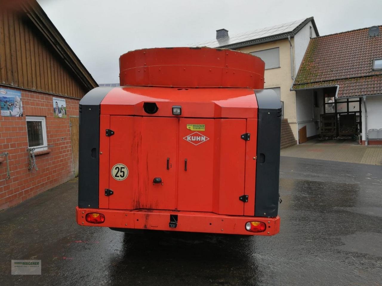 Futtermischwagen типа Kuhn SPV 12, Gebrauchtmaschine в Bad Wildungen - Wega (Фотография 3)