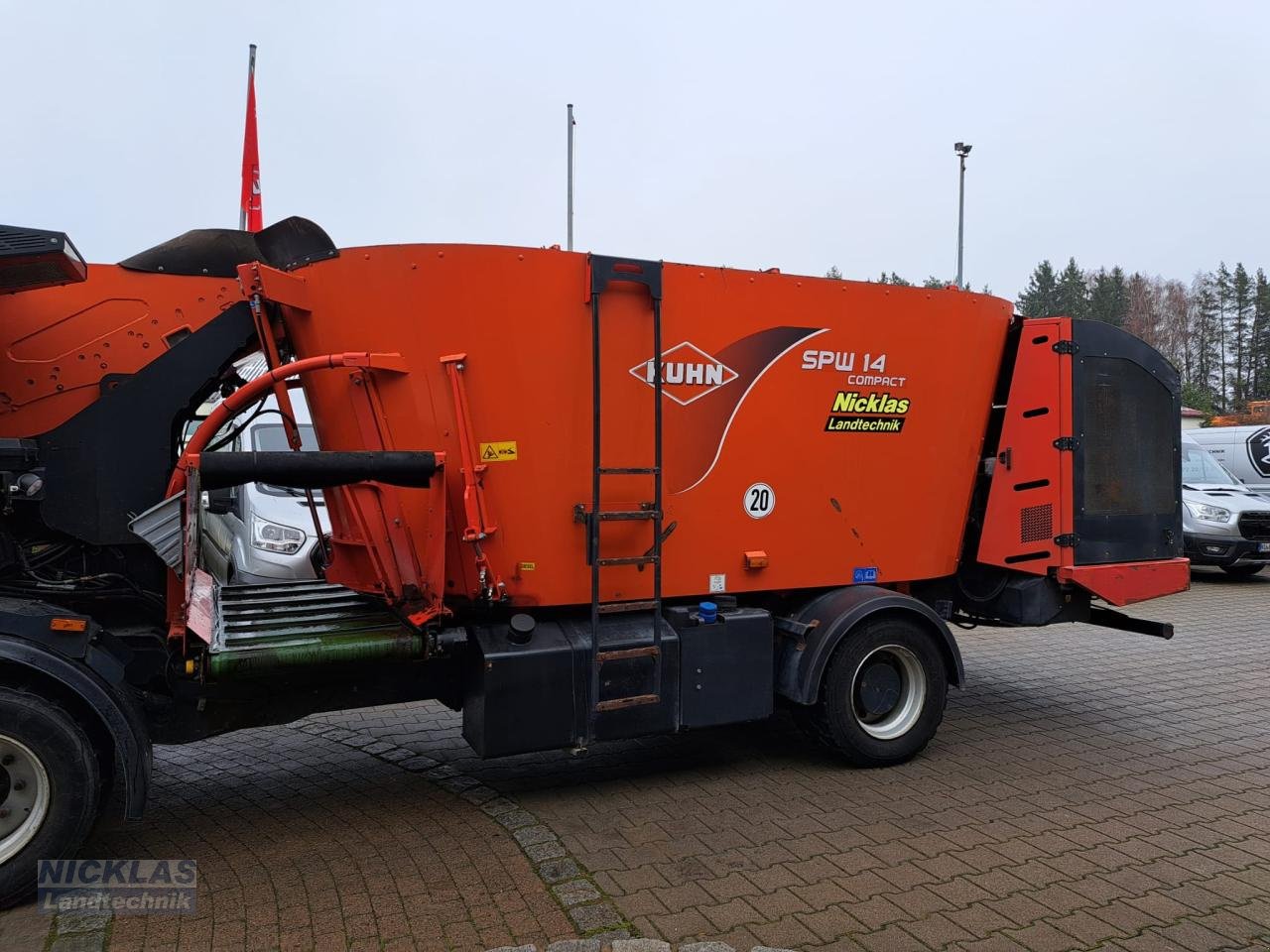 Futtermischwagen от тип Kuhn SPW14 Compact, Gebrauchtmaschine в Schirradorf (Снимка 3)