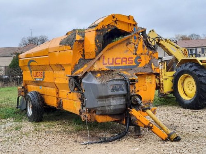 Futtermischwagen tip Lucas CASTOR + 80, Gebrauchtmaschine in Belleville sur Meuse (Poză 1)