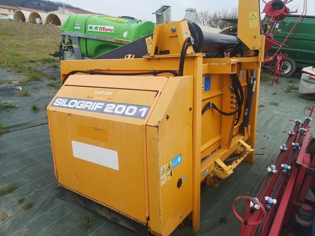 Futtermischwagen of the type Lucas SILOGRIFF 2001, Gebrauchtmaschine in BEAULEU (Picture 2)