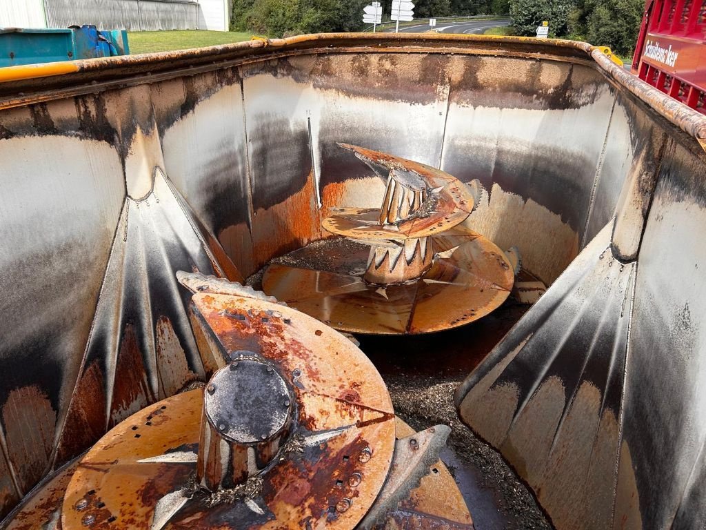 Futtermischwagen del tipo Lucas SPIRMIX 220, Gebrauchtmaschine In MALESTROIT (Immagine 11)