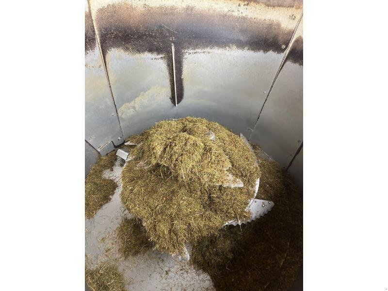 Futtermischwagen του τύπου Lucas SPIRMIX120, Gebrauchtmaschine σε ANTIGNY (Φωτογραφία 7)