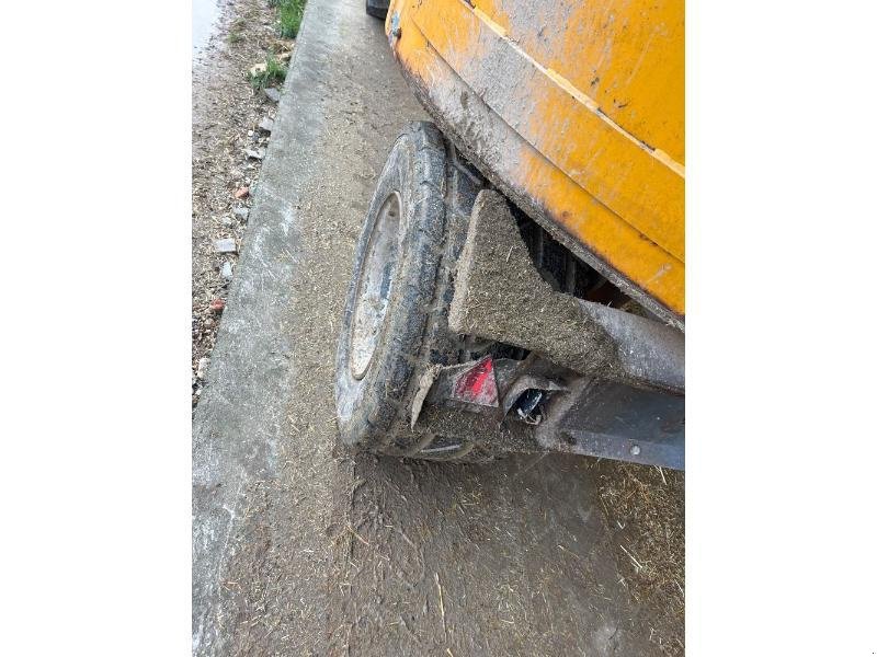 Futtermischwagen του τύπου Lucas SPIRMIX120, Gebrauchtmaschine σε ANTIGNY (Φωτογραφία 11)