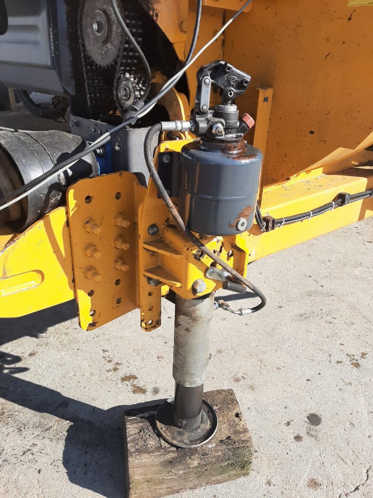 Futtermischwagen от тип Lucas Sprimix jet 260, Gebrauchtmaschine в SAINT LOUP (Снимка 5)