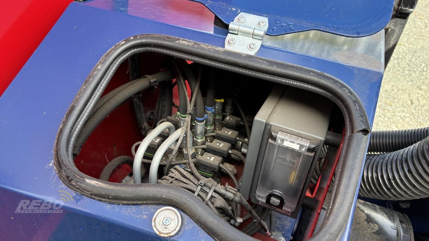 Futtermischwagen des Typs Mayer TRAILEDLINE CLASSIC DUO 16, Neumaschine in Aurich (Bild 12)